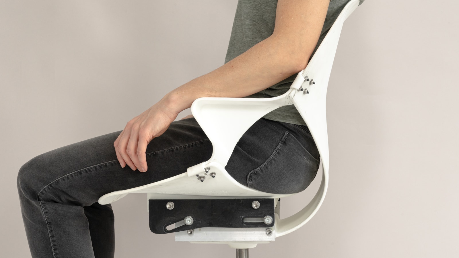svg+xml;charset=utf em Cadeira Zeph - Herman Miller Cadeira Zeph - Herman Miller
